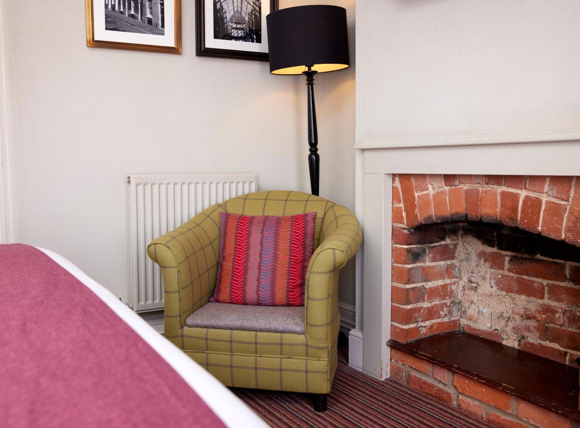 The Bushel By Greene King Inns Bury St. Edmunds 外观 照片
